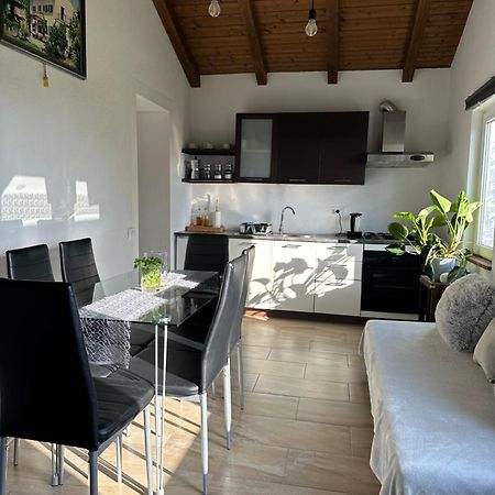 Quiet Countryside Apartments Near The City And The Sea Koper Exterior foto